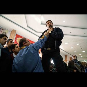 Mohsen Tanabande Instagram - .
چي بگم؟ ولش كن حرف سنگينو ،، آهان 
در خانه بمانيم