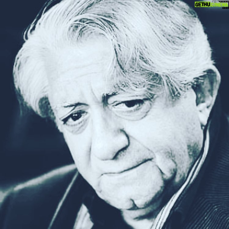 Mohsen Tanabande Instagram - . مانا و ماندگار خواهي بود عزت سينماي ايران