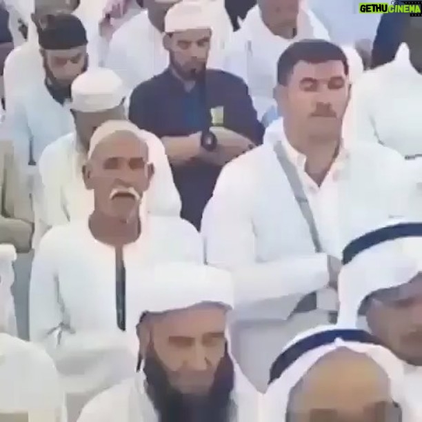 Mohsen Tanabande Instagram - . اينم يه صحنه شيرين از نقي و پنجعلي اونوريا بخنديم به افتخار دلاوريهاي تيم ملي