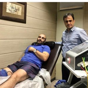 Mohsen Tanabande Instagram - .
فيزيوتراپي بعد از جراحي زانو
ممنون از دكتر نوروزي عزيز و همكارانشون در كلينيك 
استقلال
وهمچنين دكتر كيهاني بزرگوار