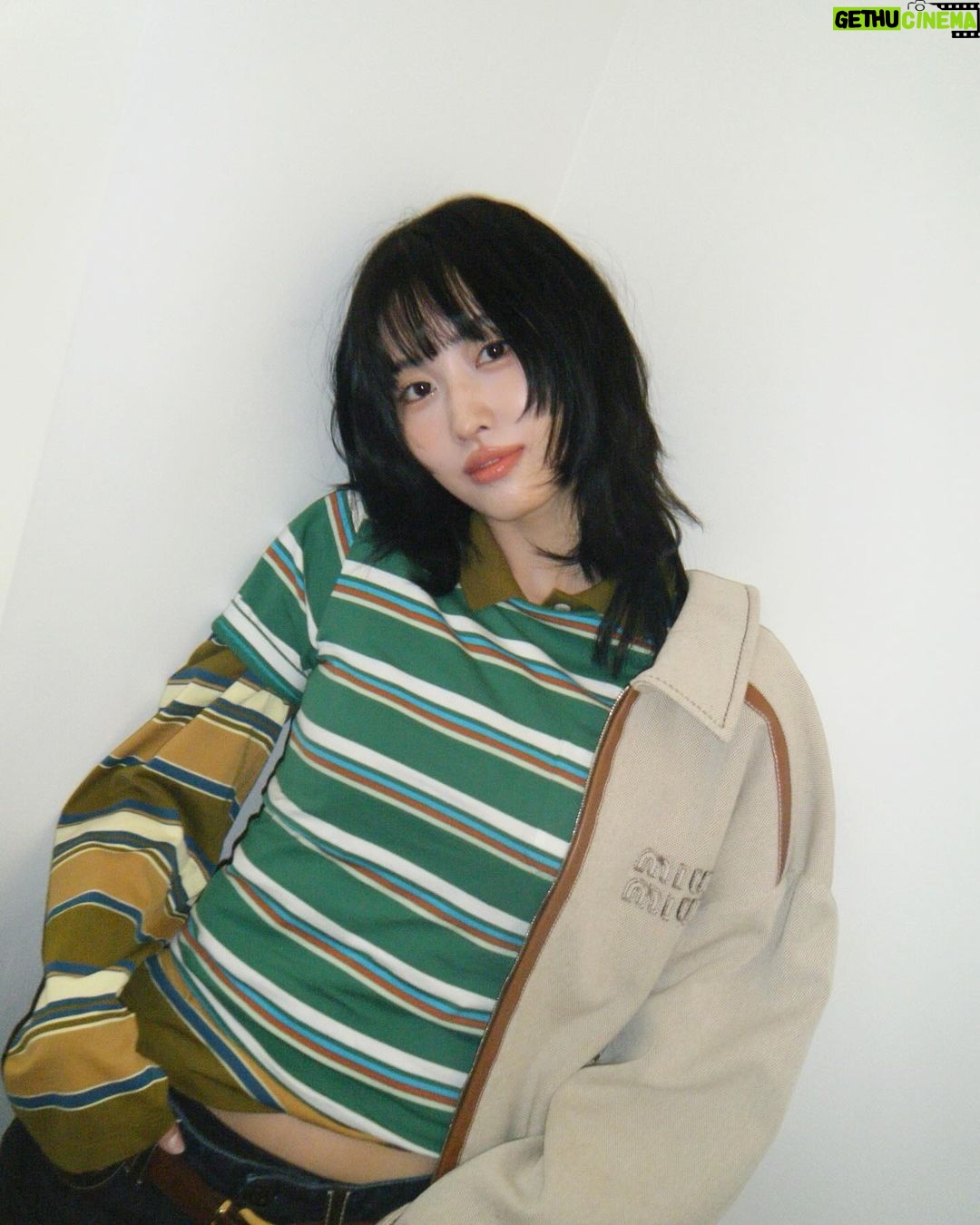 Momo Hirai Instagram - 항상 열심히 사진 찍어주는 매니저님과 헤메스언니들🤎