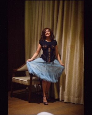 Monali Thakur Instagram - 🩷..
.
.
#monali #monalithakur #indiadiaries #bliss #photos #candid #pre #gig #corset #days