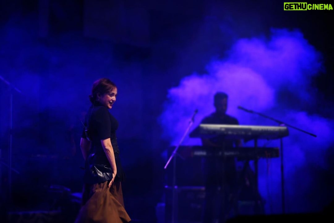 Monali Thakur Instagram - 🤍🧚🏻♀️🌸.. . . #monali #monalithakur #abeautifulplace #myhappyplace #blessed