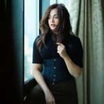 Monali Thakur Instagram - Moods.. . . #monali #monalithakur #candid #photoshoot #simplicity #real #calmness #peace . @anjanavaphotos