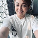 Monali Thakur Instagram - All feels good when a decent workout gets squeezed in, in between city/country hopping..🤍.. . . #monali #monalithakur #earlymorning #workout #backontrack #nomatterwhat #healthymind #healthylife