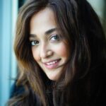 Monali Thakur Instagram - Moods.. . . #monali #monalithakur #candid #photoshoot #simplicity #real #calmness #peace . @anjanavaphotos