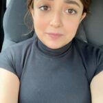 Monali Thakur Instagram - Ji.. gaddi charge ho gayi! 🧚🏻‍♀️… . . #monalithakur #monali #electriccar #charging #boredom #singing #justlikethat #to #kill #time #swissdiaries #love #theweather #mountains #shortstay