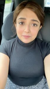 Monali Thakur Instagram - Ji.. gaddi charge ho gayi! 🧚🏻‍♀️… . . #monalithakur #monali #electriccar #charging #boredom #singing #justlikethat #to #kill #time #swissdiaries #love #theweather #mountains #shortstay