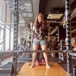 Monali Thakur Instagram - 132 lbs for now.. slow but steady..🌸.. . . #monali #monalithakur #workout #diaries #power #flexibility #mobility #mind #control #mindbodysoul #fighting #mydemons with #productivity #onlylove #here