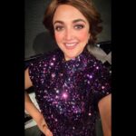 Monali Thakur Instagram - Namaste 🙏🏻💜🤗🫠.. . . #monali #monalithakur #glitter #glam #purple #shoot #indiadiaries #selfie #pose #time #lastweek