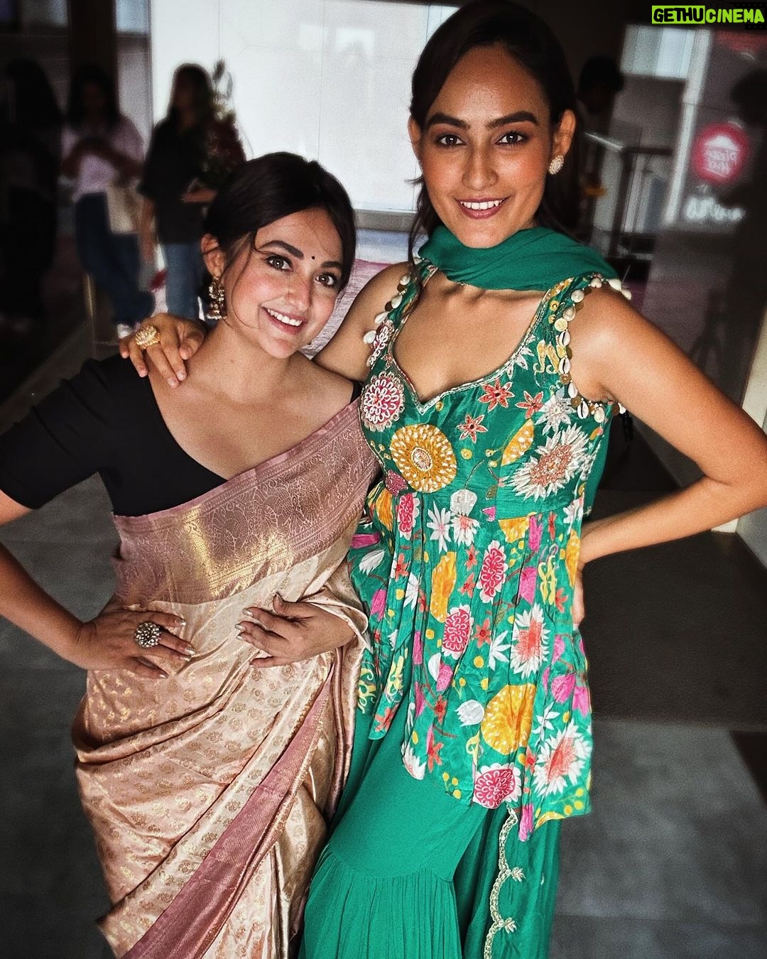 Monali Thakur Instagram - #dukaan ki Maataein .. 🥰.. #dukaantrailer .. . . #monali #monalithakur #movie #trailer #launch #happiness .. @itsmonikapanwar @siddharthgarima