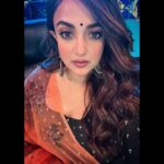 Monali Thakur Instagram - 🧡.. . . #monalithakur #monali #indianmusic #realityshow #hectic #indiadiaries