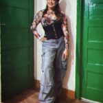 Monali Thakur Instagram - Blurring the lines 🧚🏻‍♀️😋.. . . #monali #monalithakur #monalilive #indiadiaries #lovemyjob #entertainer #creator #performer