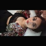 Monali Thakur Instagram - Cya all! 🥰🌸🧚🏻‍♀️.. . . #monali #monalithakur #monalilive #gig #indiadiaries #sequins #glam 🧡