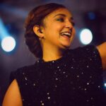 Monali Thakur Instagram - 🩶… . . #monali #monalithakur #monalilive #2024 #musicheals #soulcleansing #music #power