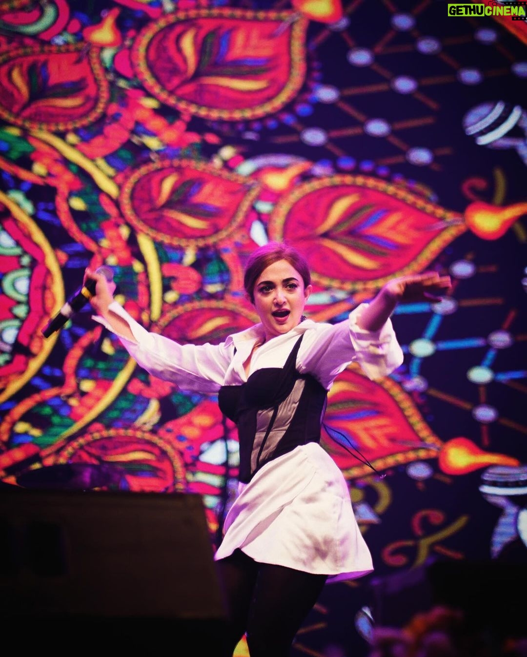 Monali Thakur Instagram - π€πΈπ§π»ββοΈ.. . . #monali #monalithakur #monalilive #2023 #high #love #indiadiaries