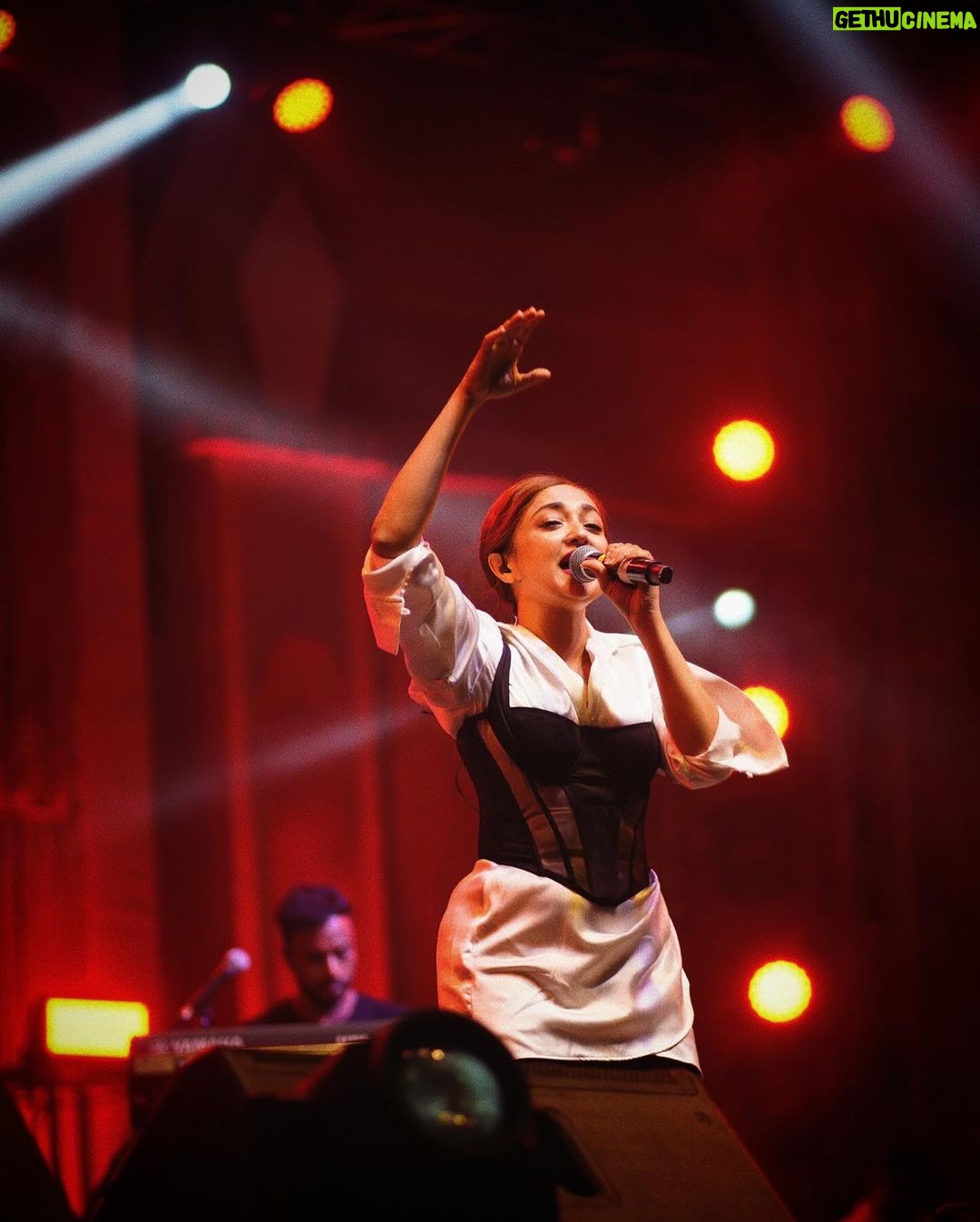 Monali Thakur Instagram - π€πΈπ§π»ββοΈ.. . . #monali #monalithakur #monalilive #2023 #high #love #indiadiaries