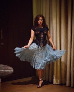 Monali Thakur Instagram - 🩷.. . . #monali #monalithakur #indiadiaries #bliss #photos #candid #pre #gig #corset #days