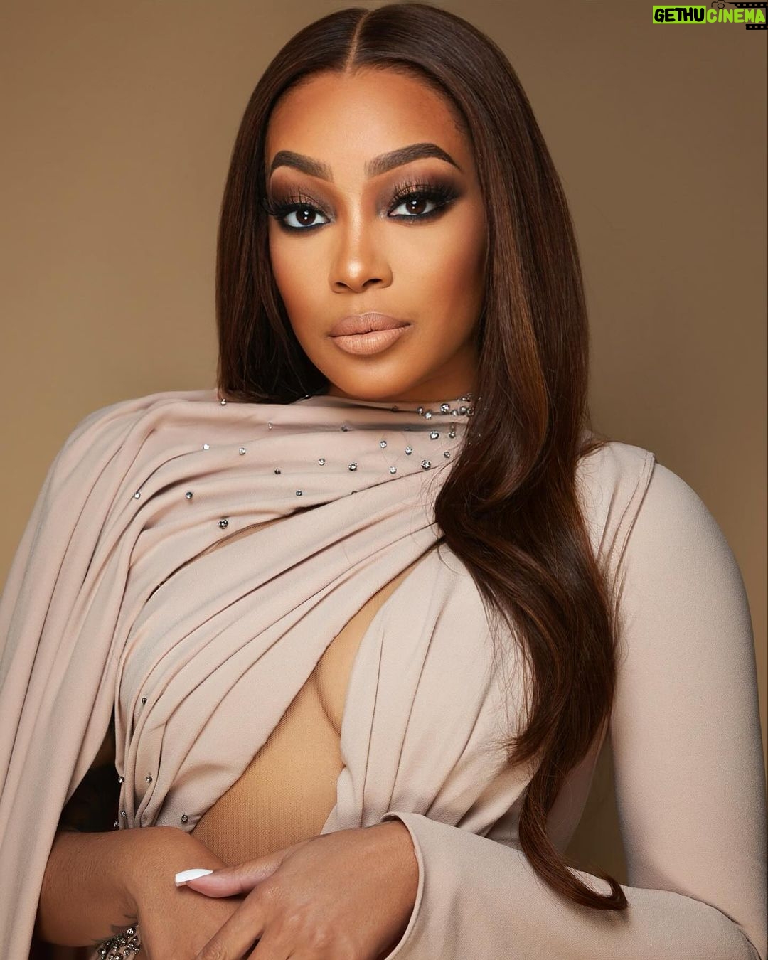 Monica Instagram - Guess who’s Coming to Lovers & Friends ….. ME…. Business ✅ Set List ✅ Wardrobe ✅ LAS VEGAS SATURDAY MAY 4th get your tickets NOW Beverly Hills, California