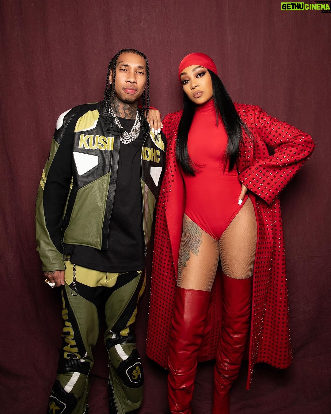 Monica Instagram - VEGAS HIT DIFFERENT ♥️ THE LOVE @new_bghollyhood Over 2 decades of love & friendship! The original wild one is a full grown man on a mission! I’m proud of You & grateful to God that you’re HOME! Next stop UPTOWNNN 😂 MY BEST @bosslady_ent THANK YOU, for being the best friend, and godmother myself, and my baby could ever have! The more people snake me the more I understand why God sent me you ♥️ @tyga KILLED THE STAGE! So GENUINE & GIFTED… @romelo twin sent you a message LOL