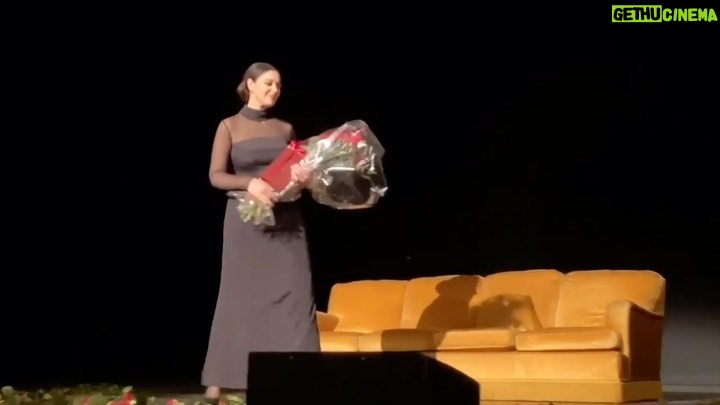 Monica Bellucci Instagram - ❤️I Thank You so much my Italian public for your so warm welcome at the Theaters In Milano, Roma, Venezia for « Letters & Mémoires » Maria Callas by the director @tomvolf #monicabellucci#lacallas#mariacallas#lettersandmemoires#director#tomvolf#teatro#milano#roma#venezia#grazzie#italia#моникабеллуччи