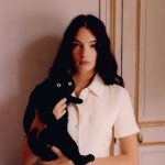 Monica Bellucci Instagram – ❤️Deva and her cat Eva 😻 @d.casseluxxi 
For @glamourspain @mapi 
Photo by @pepelobez 
Dressed by @dior 
Image Agent @karinmodels_official 

#devacassel#catlover #coverstory#glamour#españa#photooftheday#pepelobez#chat#monicabellucci#gato#cat#animallover#dress#dior#jadore