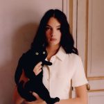 Monica Bellucci Instagram - ❤️Deva and her cat Eva 😻 @d.casseluxxi For @glamourspain @mapi Photo by @pepelobez Dressed by @dior Image Agent @karinmodels_official #devacassel#catlover #coverstory#glamour#españa#photooftheday#pepelobez#chat#monicabellucci#gato#cat#animallover#dress#dior#jadore