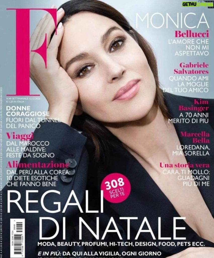 Monica Bellucci Instagram - ❤️cover F Magazine Italia Production @handk_officiel Hair @johnnollet @caritaparis Mua @letiziacarnevale Stylist @nataliemanchot #monicabellucci#fmagazineitalia#cover#photography
