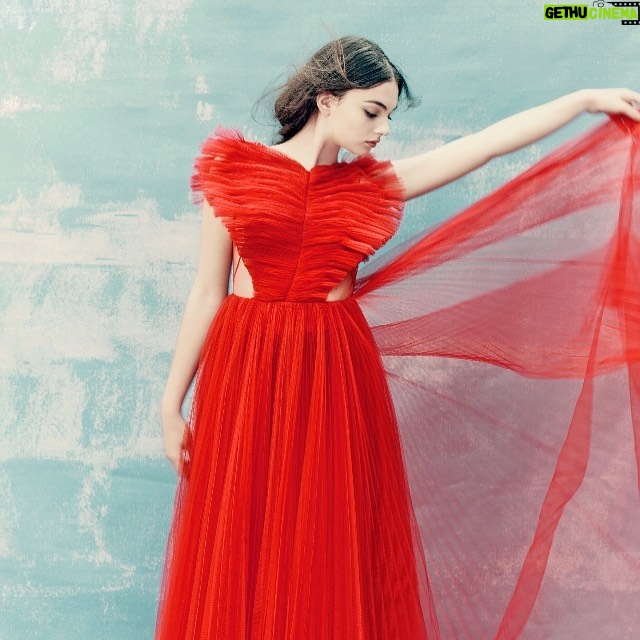 Monica Bellucci Instagram - ❤️From the @vogueitalia Cover Story by @roversi My Deva @d.casseluxxi wearing a red Heart dress @dior @mariagraziachiuri Creative Director @ferdinandoverderi Editor in Chief @efarneti Stylist @ibkamara Hair @johnnollet Mua @letiziacarnevale Image Agent @karinmodels_official #vogueitalia#coverstory#devacassel#monicabellucci#motherdaughter#photographer#paoloroversi#red#heart#dress#dior#christiandior#mariagraziachiuri#imageagent#karinmodels