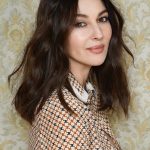 Monica Bellucci Instagram - ❤️Almost week-end, enjoy it 🌹 Cover Story May 2021 issue. thank You @madamefigarofr by @sabinevilliard Styled by @barbarabaumel Dress @celine Hair @johnnollet Mua @letiziacarnevale Image Agent @karinmodels_official #monicabellucci#coverstory#madamefigaro#magazine#dress#celine#portrait#photographer#sabinevilliard#imageagent#karinmodels#моникабеллуччи#моника