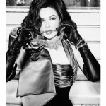 Monica Bellucci Instagram - ❤️Another Capture by @ellenvonunwerth for @sorbetmag Hair @johnnollet Mua @letiziacarnevale Stylist @pablo_patane Jewelry @cartier #monicabellucci#coverstory#sorbetmagazine#bnw#photography#ellenvonunwerth#jewelry#cartier#cartierdiamonds#моникабелуччи