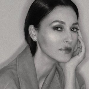 Monica Bellucci Instagram - ❤️Portrait by @vanmalder Enjoy all a sunny day 🌹
Hair @johnnollet Mua @letiziacarnevale 
Styled by @farouk_chekoufi 
Assistant Photo. @k_wiessner 
Earrings @cartier
Coat @miumiu 
#monicabellucci#portrait#vanmalder#earrings#cartier#cartierdiamonds#bnw#photography#officielitalia#magazine#miumiu#моникабелуччи#photographer#patricevanmalder