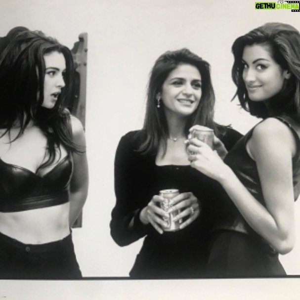 Monica Bellucci Instagram - ❤️In my archives with Ruth Malka and Yasmeen Ghauri @yasmeenghauri . Beautiful Time, 🎼The way we were... Capture @richardaujard Enjoy all your weekend 🌹 #tbf#monicabellucci#ruthmalka#imageagent#karinmodels#yasmeenghauri#bnw#photography#richardaujard#souvenir#modeling#onset#modelsmundo#modelsdiscovery#topmodels#моникабелуччи