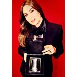 Monica Bellucci Instagram - ❤️So honoured for this Nastro d’Argento Award by the Italian film journalists as the Protagonist of the year in documentaries for Maria Callas : Letters and Memories! @nastridargento #nastridargento2024 #documentari Outfit @dolcegabbana Jewels @cartier Hair @vpignataro Mua @letiziacarnevale #monicabellucci#nastridargento#2024#award