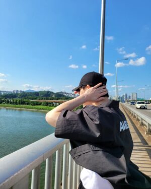 Moon Bin Instagram - ☀️💧