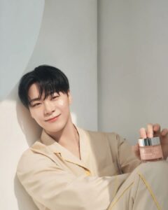 Moon Bin Instagram - clinique