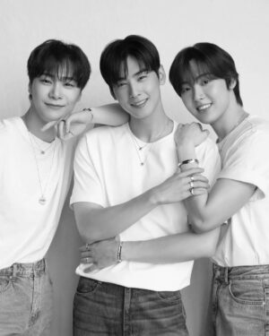 Moon Bin Instagram - 우리를 표현할 수 있는 가장 특별한 방법
ASTRO
#광고
#StoriesofLiens 
#Chaumet