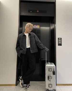 Moon Bin Instagram - 떠나자🧳👋🏻

#AD #TUMI #TUMIKR #TUMI19D