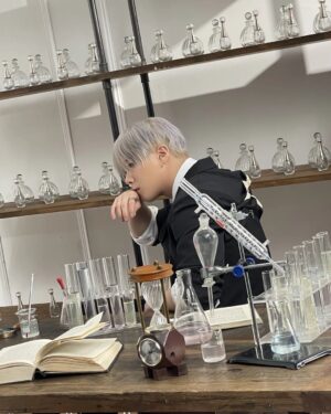 Moon Bin Instagram - 🧪