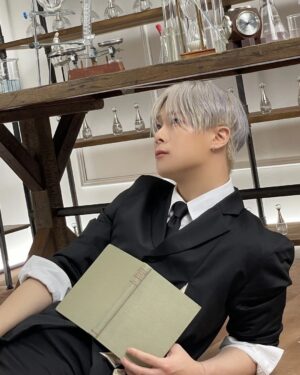 Moon Bin Instagram - 🧪
