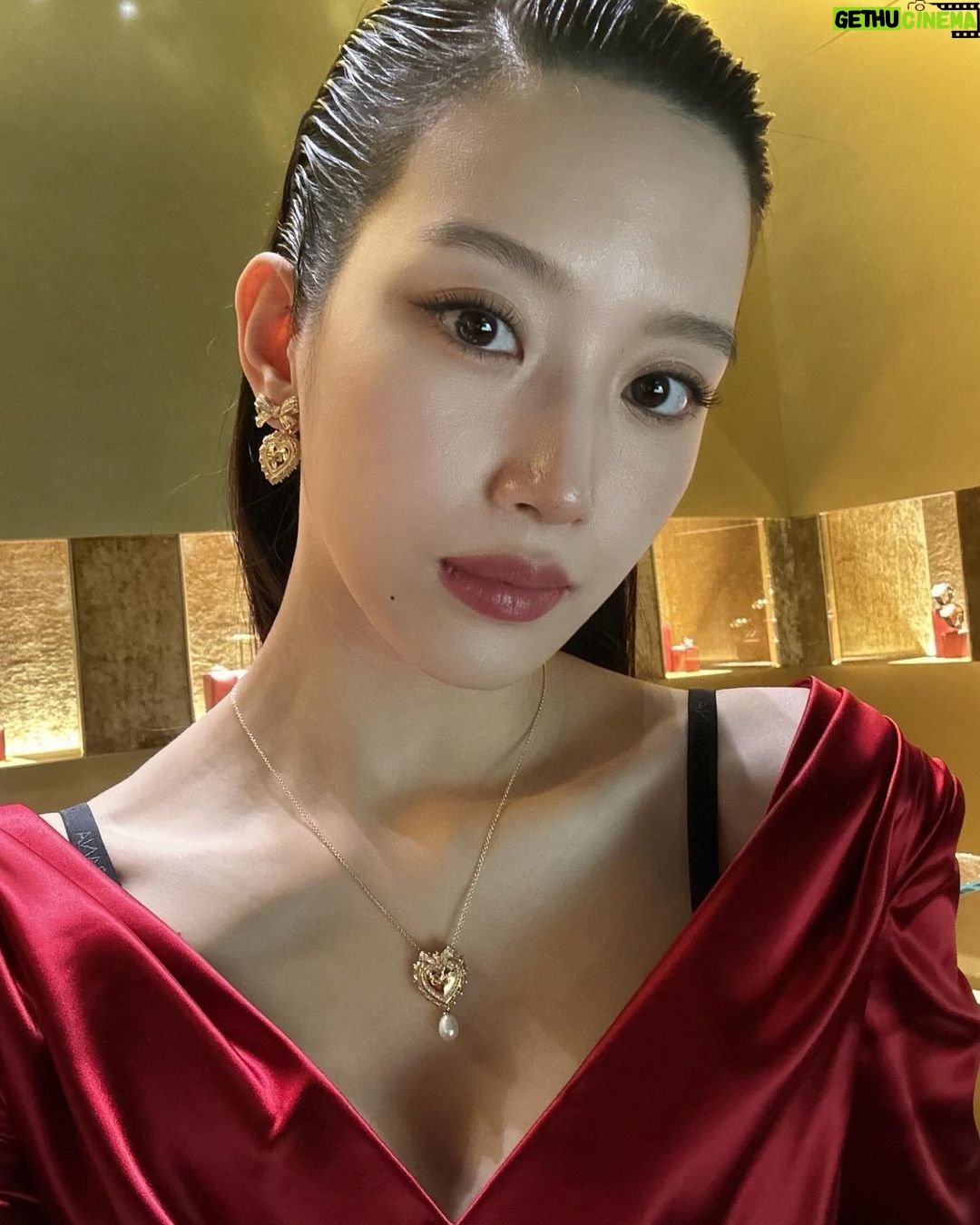 Moon Ga-young Instagram - 🌟#DGDevotion #DGJewellery #돌체앤가바나