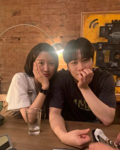 Moon Ga-young Instagram - 우리의 시작과 어느새 내 키를 훌쩍 넘어 널 올려다보게 되었던 모든 순간들이 선명해