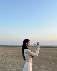 Moon Ga-young Instagram - 🌅