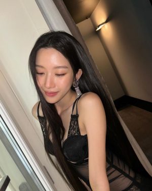 Mun Ka-young Instagram - 😉