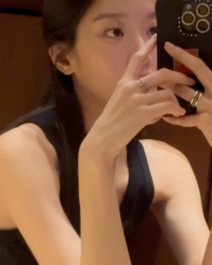 Mun Ka-young Instagram - DEZEMBER