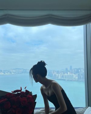 Mun Ka-young Instagram - with #dgbeauty 🇭🇰