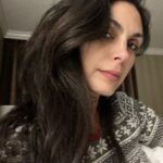 Morena Baccarin Instagram - Happy international women’s day everyone. I wish I had something sexy to post. Actually, no I don’t. Here’s to going to bed when your kids do at 8:30. #toallthemamas #nofilter