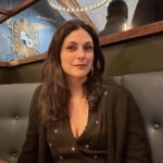 Morena Baccarin Instagram - Just a mom at dinner without any food throwing or spills