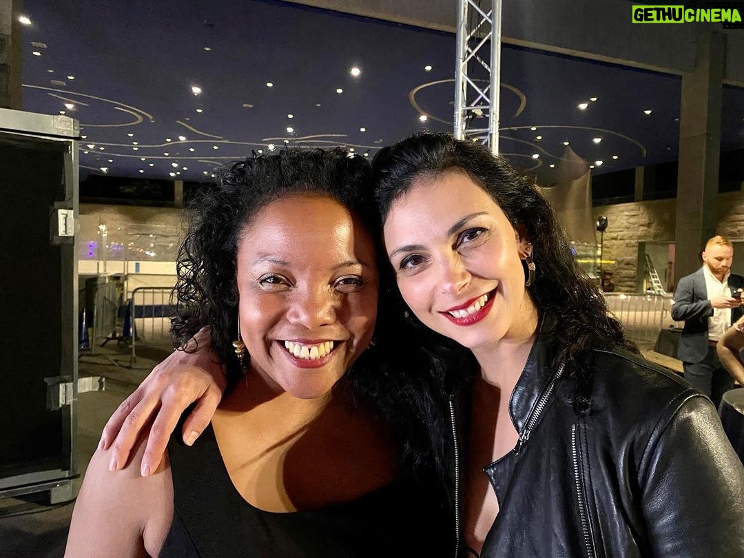 Morena Baccarin Instagram - So much fun at Moliere in the park. Do yourself a favor and go see it! A beautiful night under the stars.