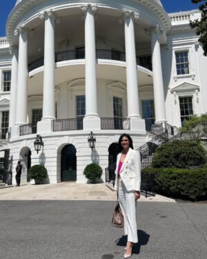 Morena Baccarin Instagram - Sometimes I get to do some pretty cool stuff. Thank you President Biden for signing an order that will benefit all care workers. @domesticworkers #careworkersrecognitionmonth #careworkerscantwait